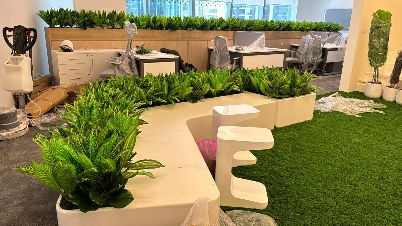 Real completed project: grass and planter zoning in an office fit-out